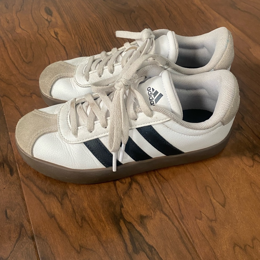kids Adidas court vl 3.0 shoes